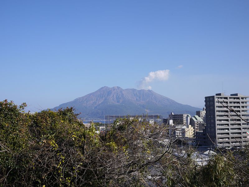 Noma_Shimotatuo_Sakurajima